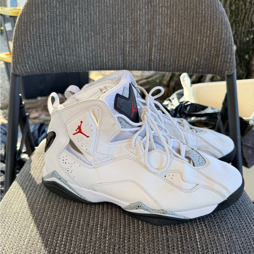 Air Jordan True flight white cement